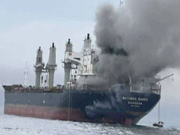 attack-on-ship-strait-of-hurmuz1782410152-0-600x450.webp.webp