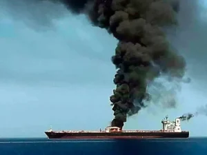 attack-on-ship1784573645-0-600x450.webp.webp