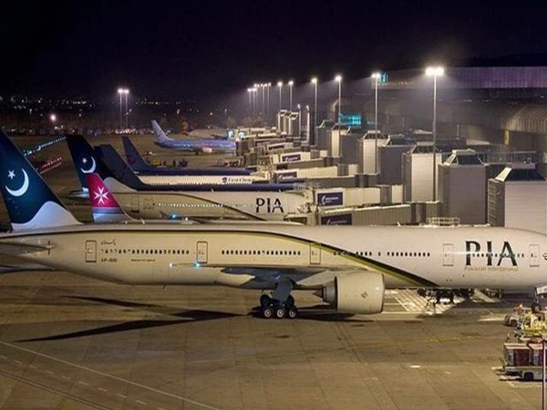 flights-cancil1772654402-0-600x450.webp.webp
