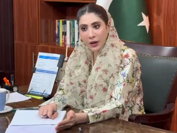 hina-pervez-butt1763601910-0-600x450.webp.webp