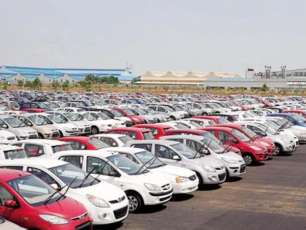 indian-auto-industry-crisis1749795323-0-600x450.webp.webp
