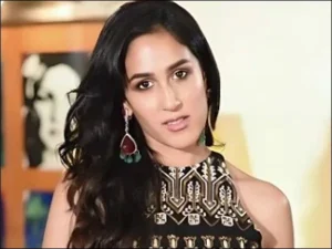 meera-sethi1758518028-0-600x450.webp.webp