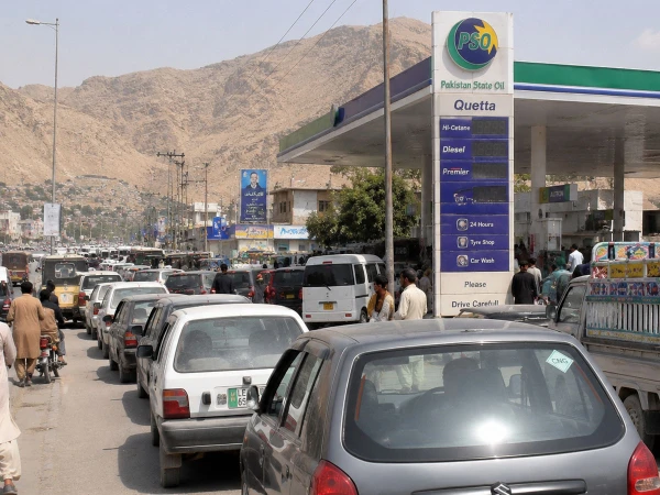 quetta-petrol1780473951-0-600x450.webp.webp