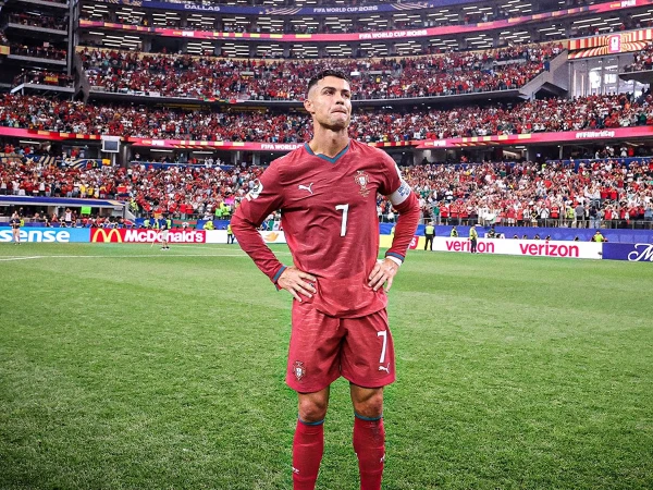 ronaldo1783400794-0-600x450.webp.webp
