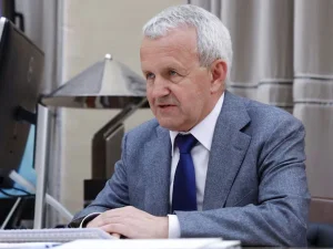 russian-billionaire1785442400-0-600x450.webp.webp
