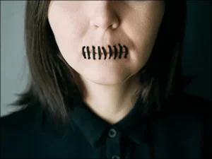 sewing-lips1783600798-5-600x450.webp.webp