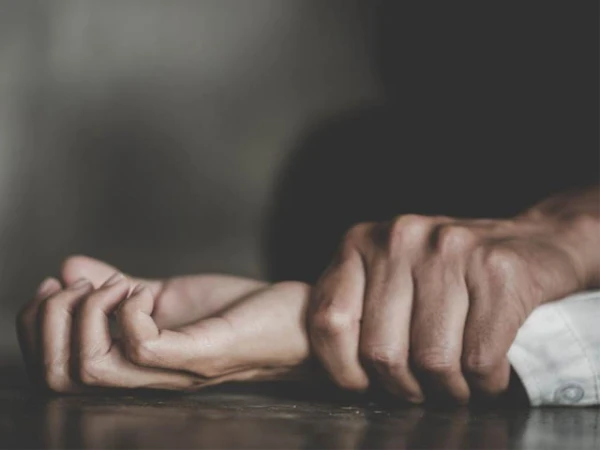 uk-woman-rape-in-india1741888906-0-600x450.webp.webp