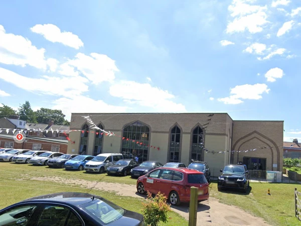 england-masjid1785513890-0-600x450.webp.webp