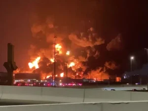 houthi-claim-to-attack-on-ksa-airport-and-aramco1787240617-0-600x450.webp.webp