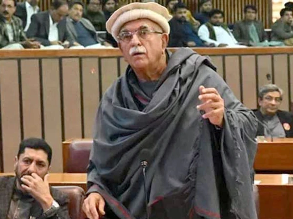 mahmood-achakzai-opposition-leader-national-assemb1768545833-0-600x450.webp.webp