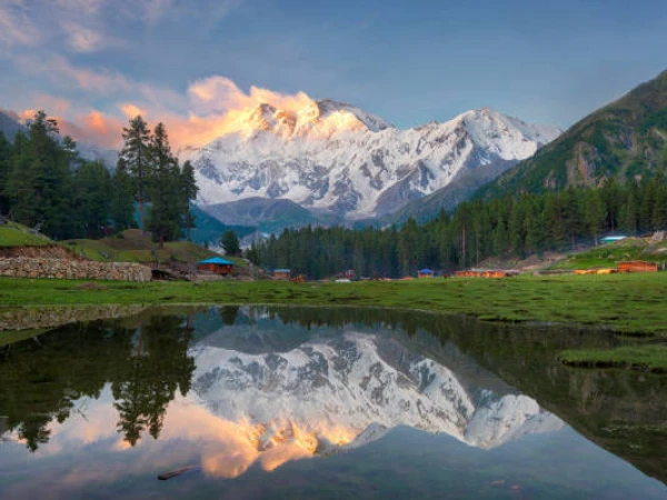 pakistan-beautiful-tourism1786993489-0-600x450.webp.webp