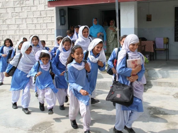 school-open1768788652-0-600x450.webp.webp
