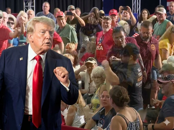 trump-critic-protestor-during-jalsa-in-us1787427230-0-600x450.webp.webp